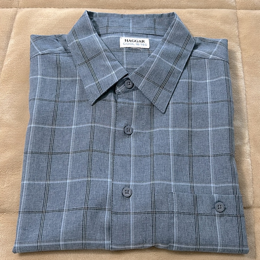 HAGGAR COOL 18 TEC Men's Blue Plaid Short Sleeve Dress Shirt